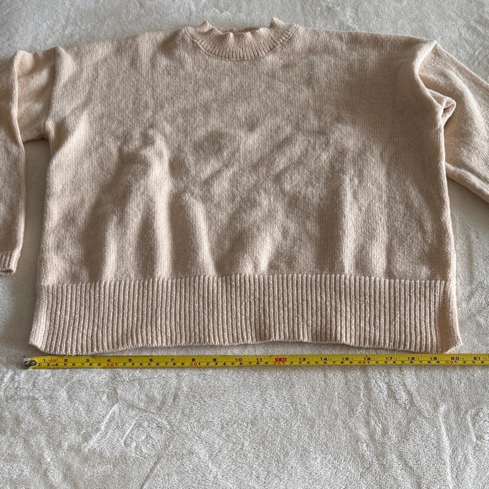 Women’s Cozy Knit Sweater Set in Light Beige - Picture 3 of 13